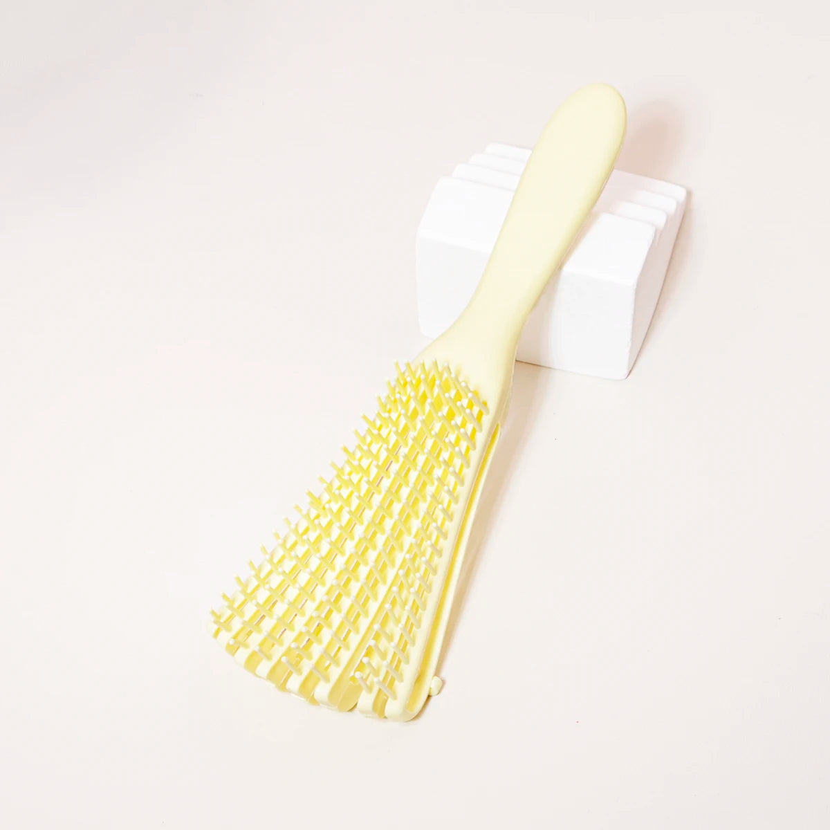 Detangling brush