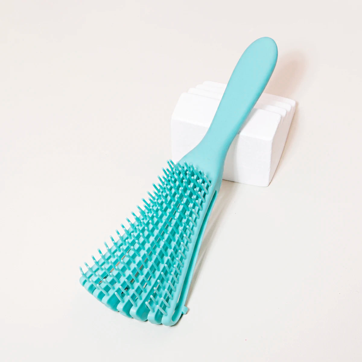 Detangling brush