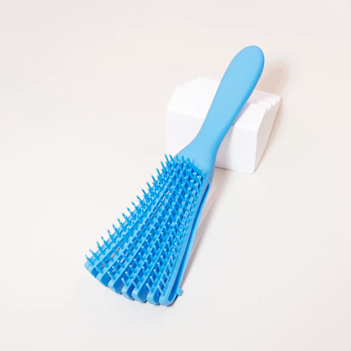 Detangling brush