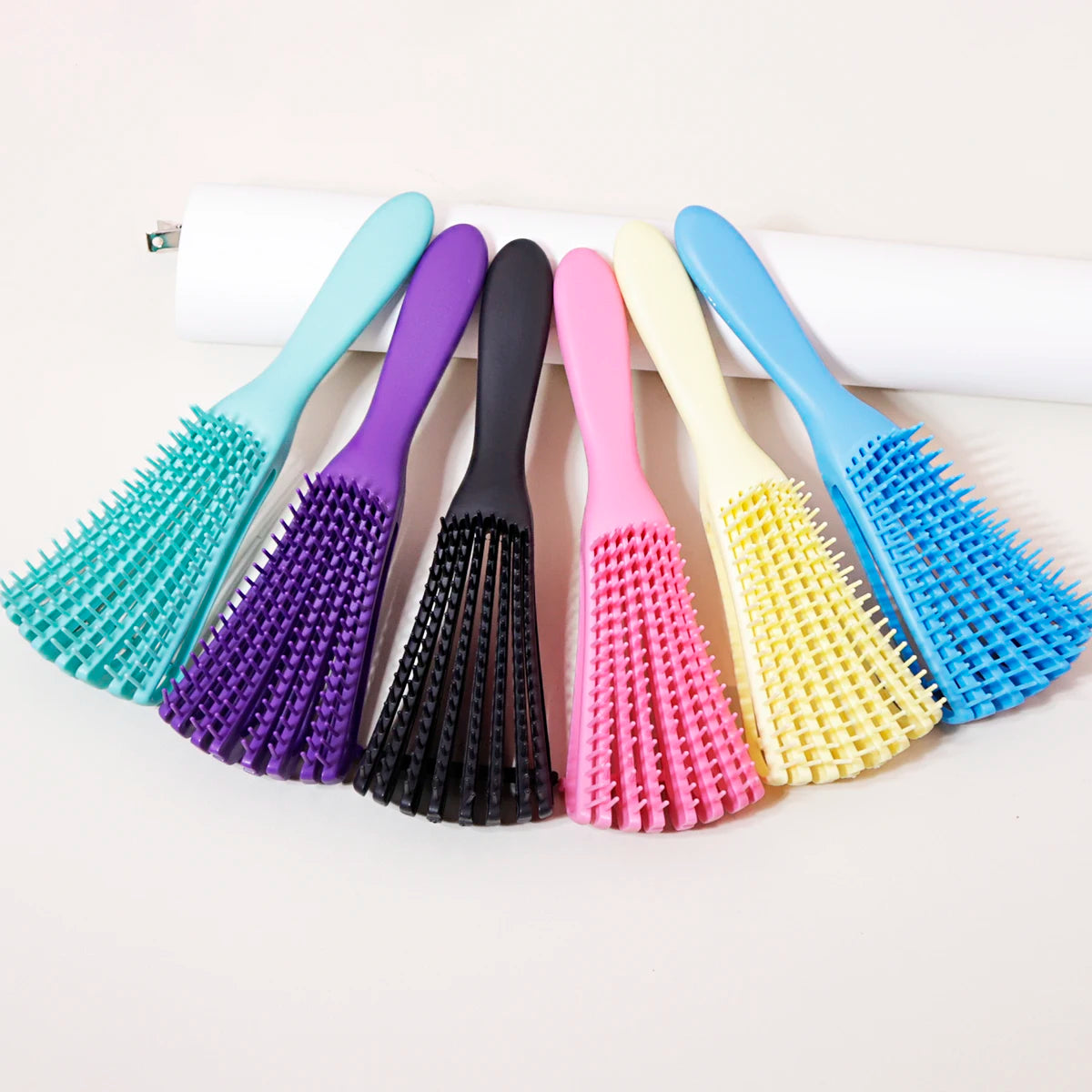 Detangling brush